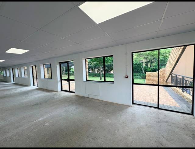 400M² OFFICE TO LET IN VORNA VALLEY